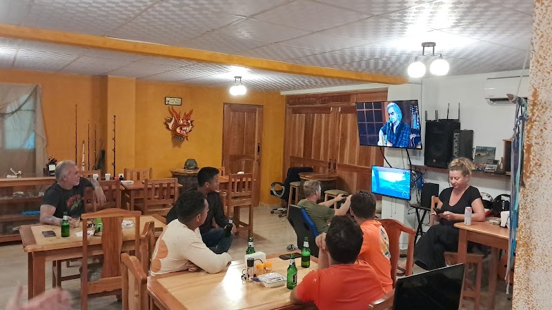 Monaco Bar and Grill — Restaurant restaurant in Playa Cambutal, Panama