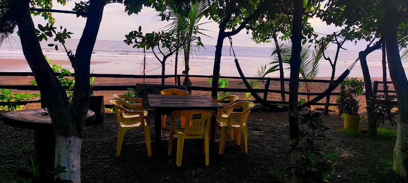 La Tierra de Mis Sueños — Restaurant restaurant in Playa Cambutal, Panama