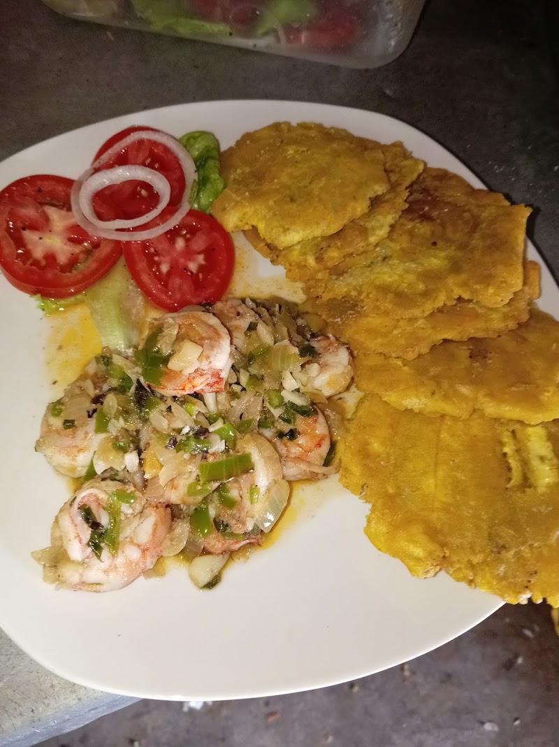 Restaurante Casa Playa Verde — interior and food photo 3